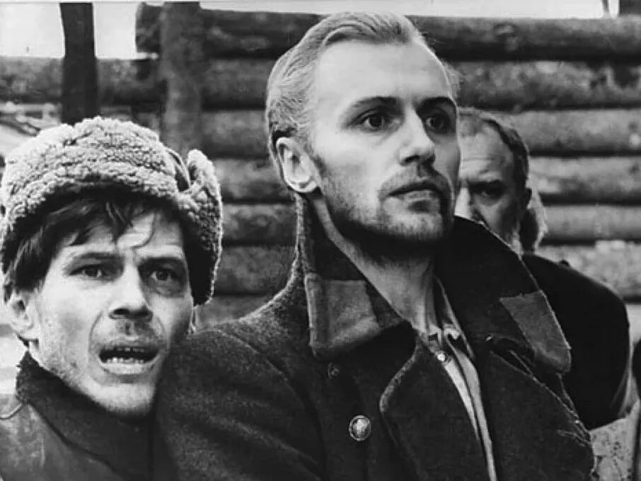 КАДР ИЗ ХУДОЖЕСТВЕННОГО ФИЛЬМА ЛАРИСЫ ШЕПИТЬКО «ВОСХОЖДЕНИЕ» (1976)