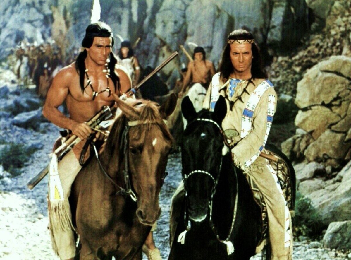 Гойко митич актер. Гойко митич про индейцев. Гойко митич про индейцев. Гойко митич индеец. Гойко митич индеец.