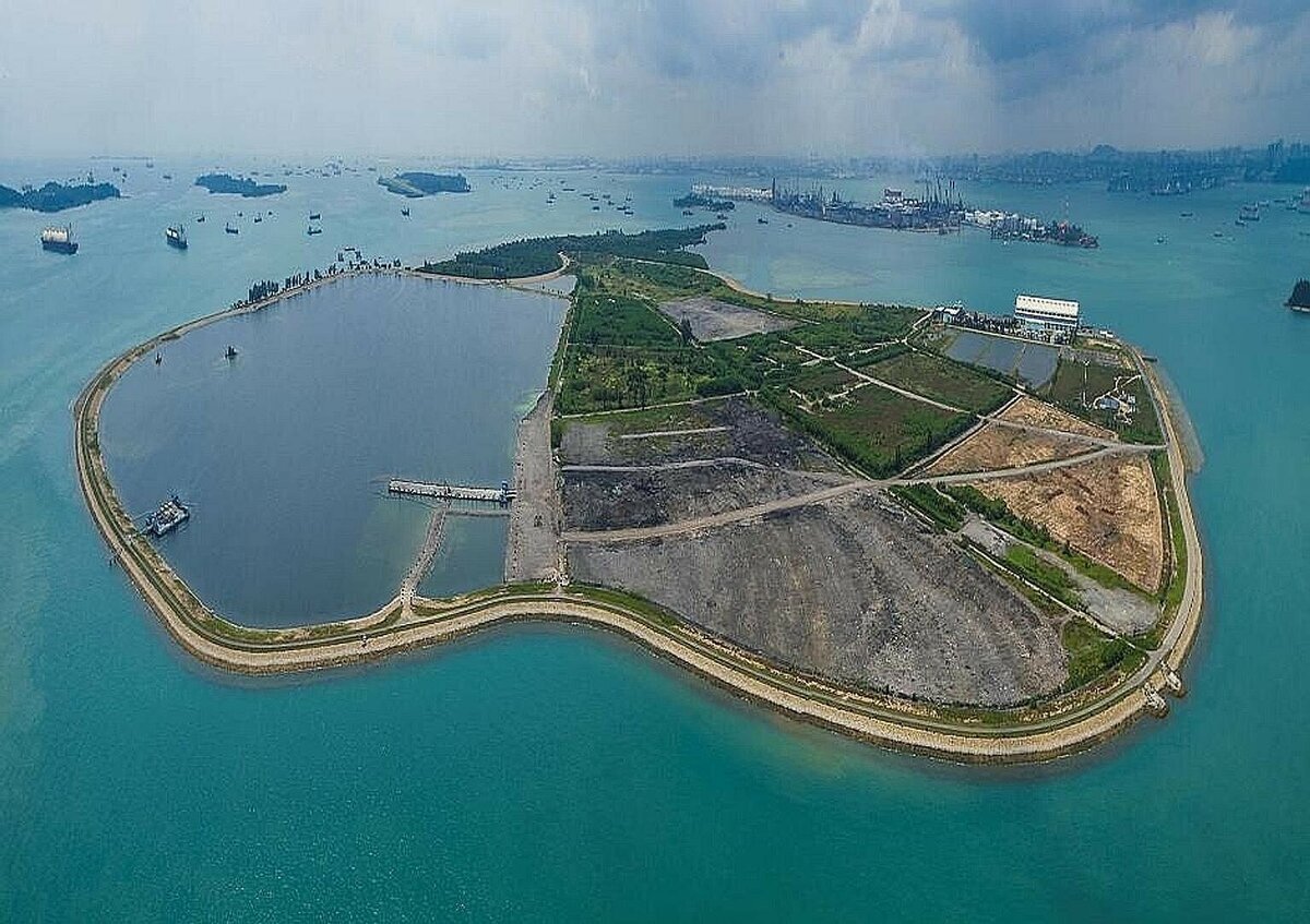 Семакау остров мусорный. Остров Семаку Сингапур. Искусственный остров Семакау, Сингапур. Город порт в японии на острове
