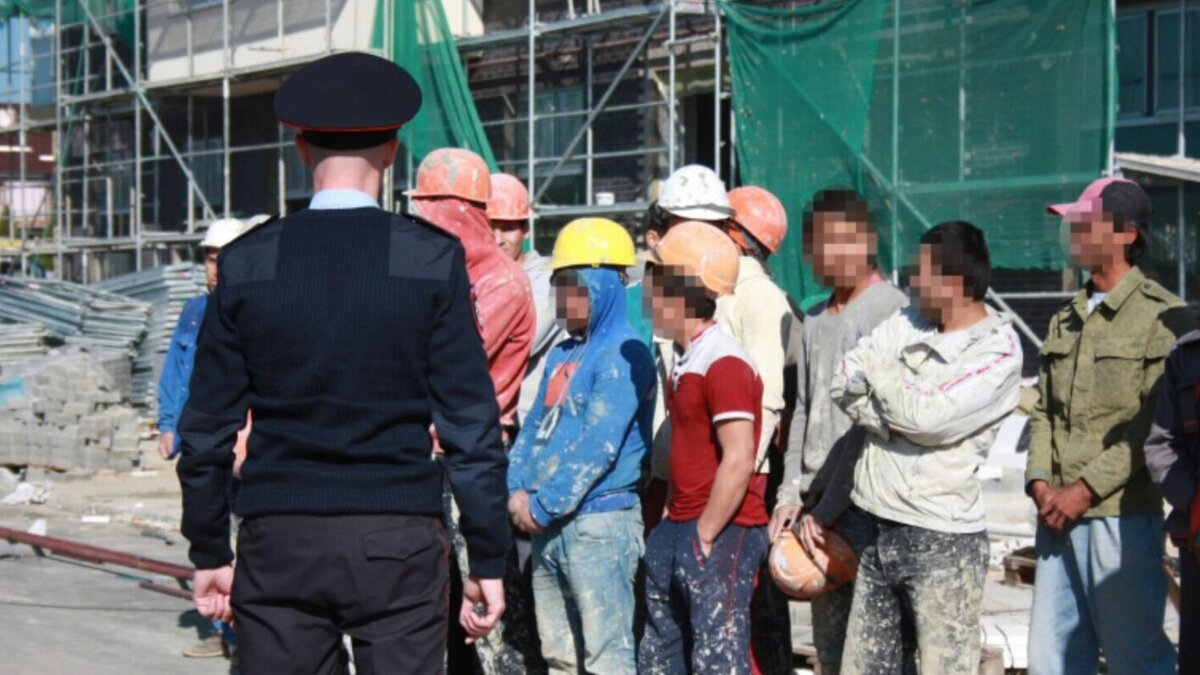     Из-за нелегального мигранта в Ростове приостановили стройку на Западном, сообщили ГУФССП России по региону.