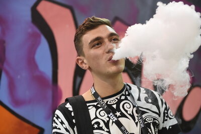    Вейпинг 03 ©Анастасия Осипова РИАМО