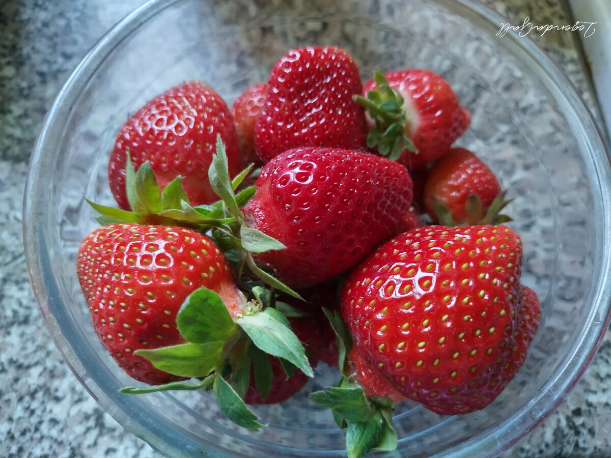 Сегодня чуть побольше