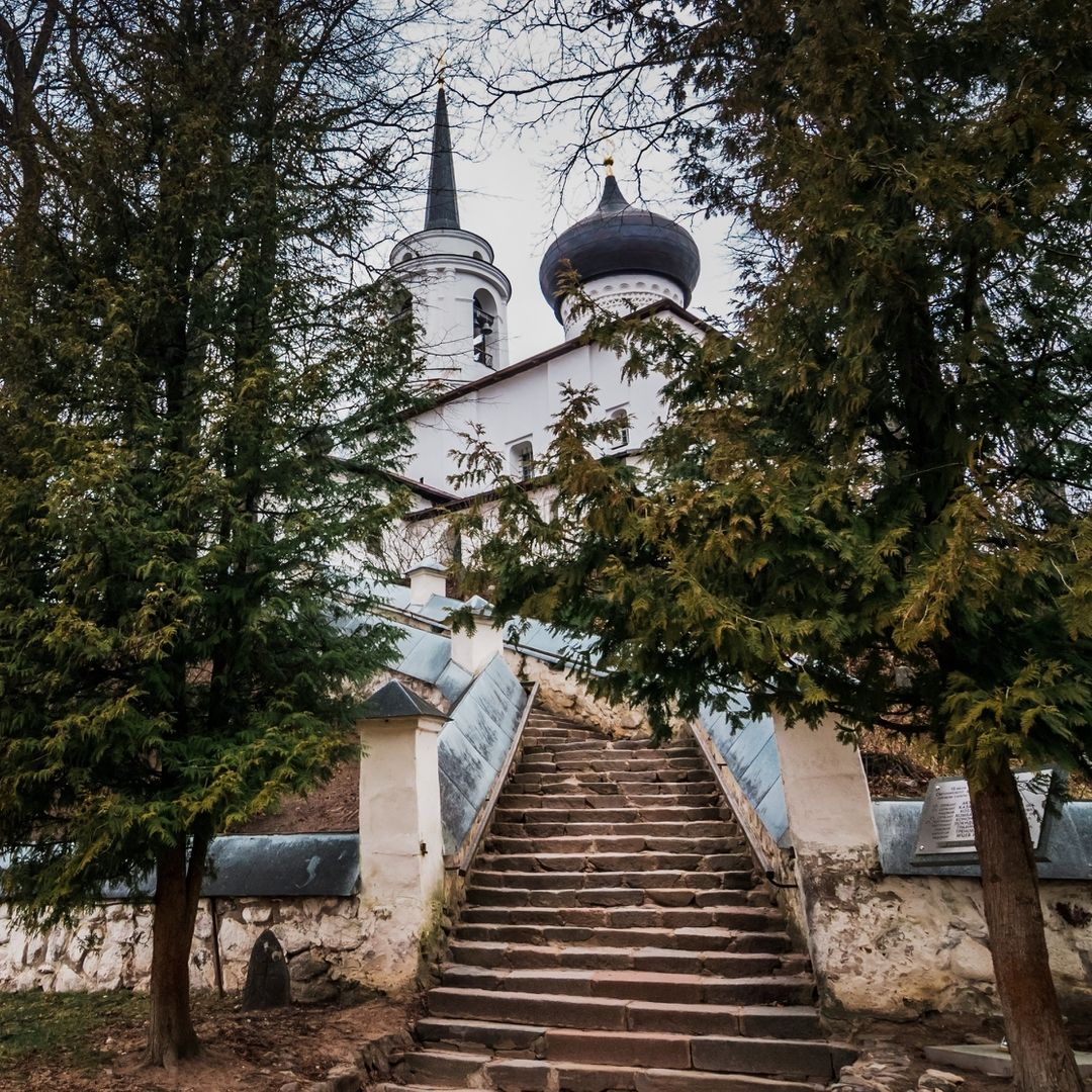 Пушкинские горы монастырь фото