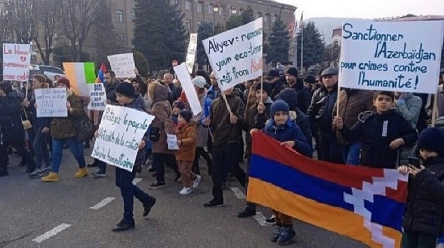 В Степанакерте начинается новое движение с требованием снятия блокады Нагорного Карабаха (Арцаха). ВИДЕО
