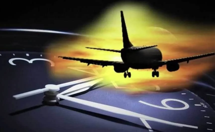 Самолёт попал в прошлое или будущее? Источник: https://koroleffsov.ru/wp-content/uploads/2020/09/Снимок-12.jpg 