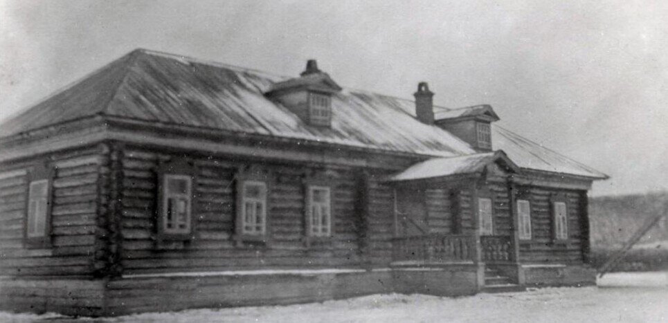 1914 год. Новая школа готова к приёму детей.