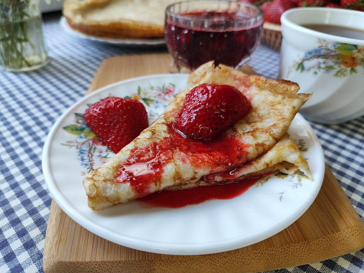 Тонкие блины на минеральной воде