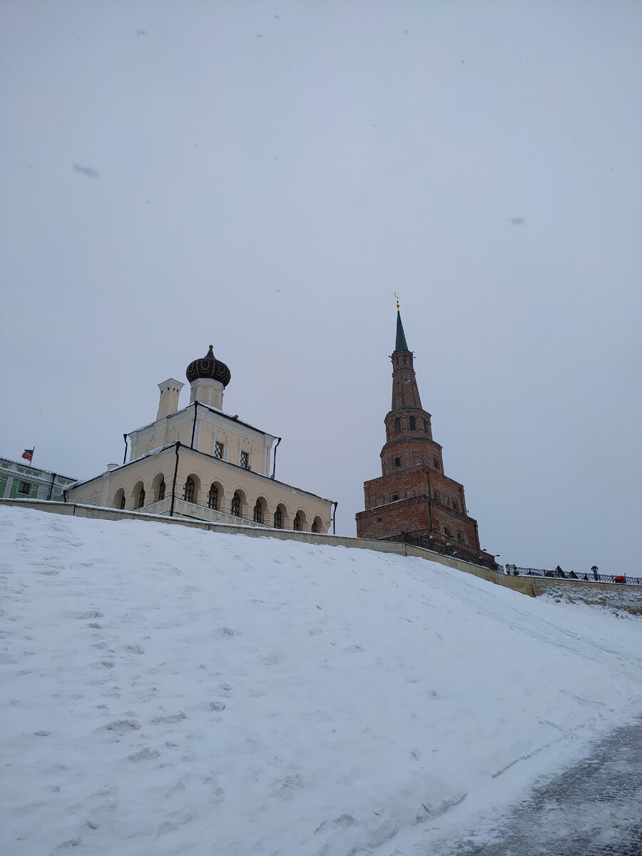 Башня Сюимбике
