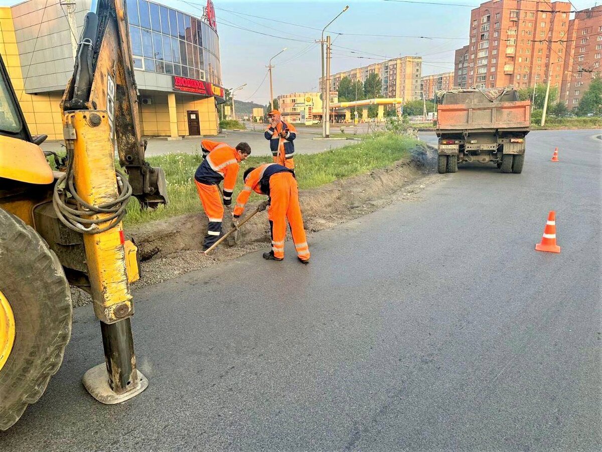 Уже в работе»: Сергей Кузнецов рассказал об обновлении 11 километров  дорожного покрытия в Новокузнецке | A42.RU | Дзен