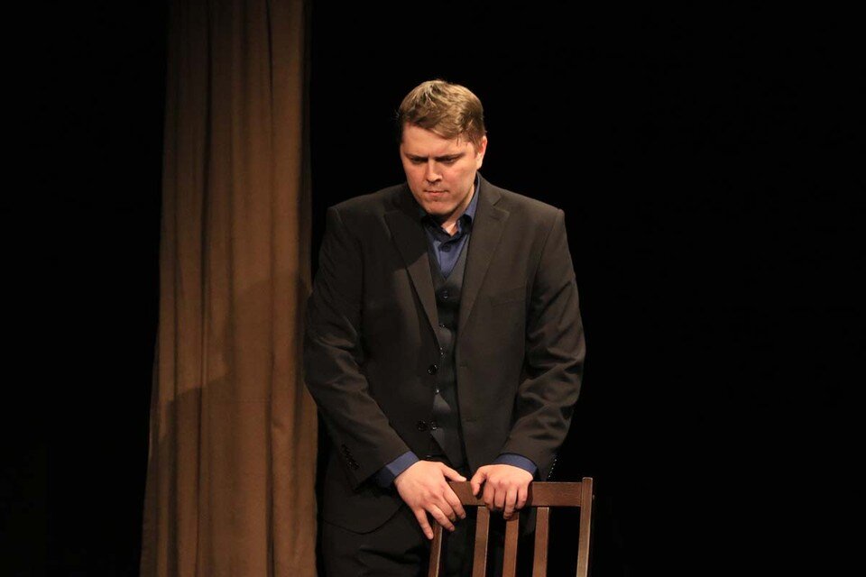    «Письма любви» в Молодежном театре Алтая Олег УКЛАДОВ