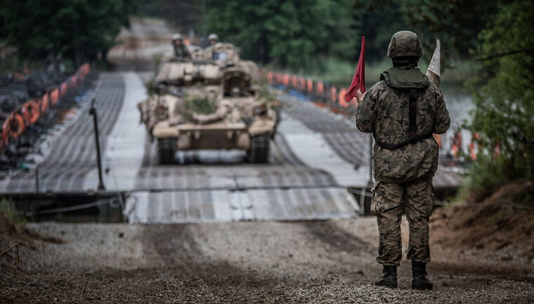    Под Авдеевкой ВС РФ уничтожили американские БМП