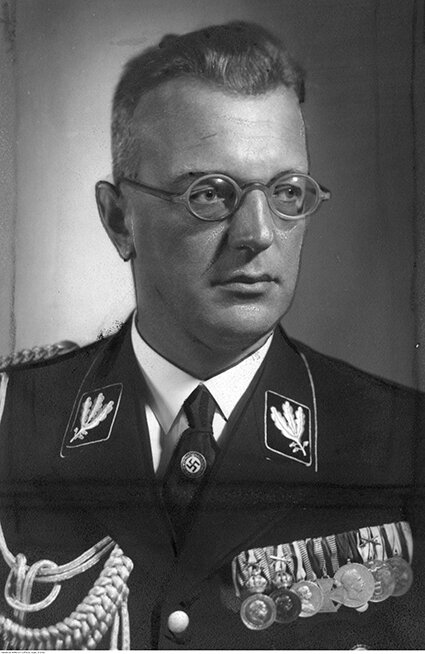 Нацистский наместник Нидерландов Артур Зейсс-Инкварт 