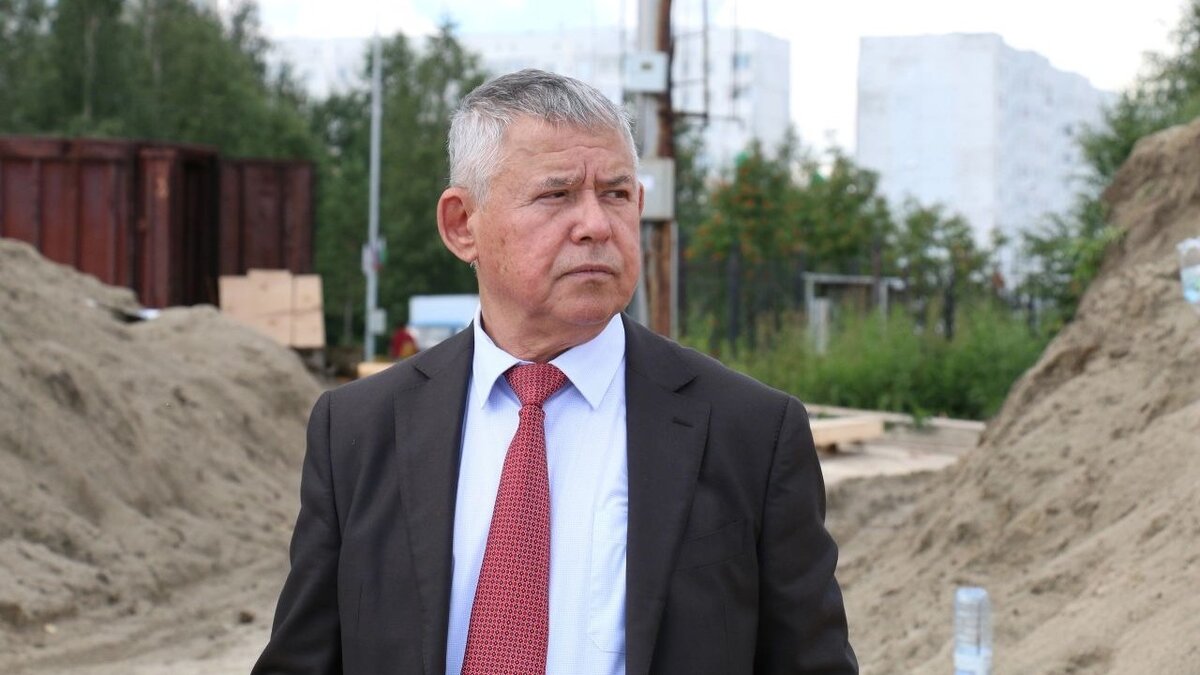     Политологи оценили позиции градоначальника и обострение политической борьбы в городе.