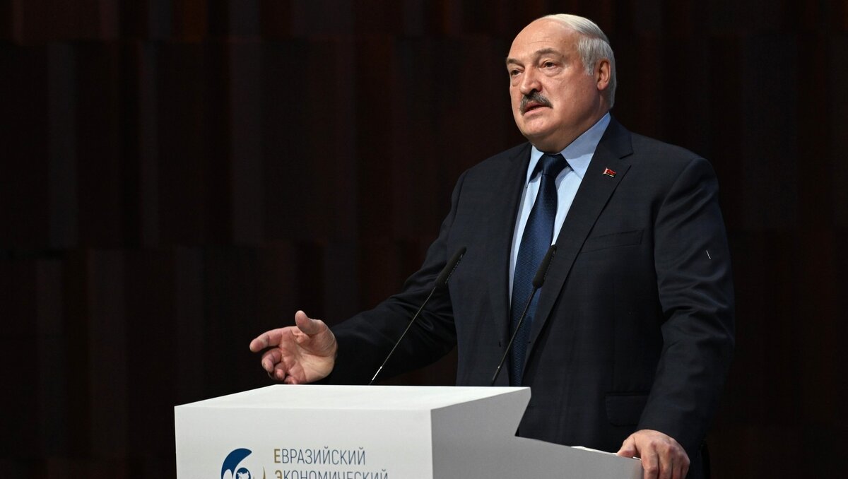     Президент Белоруссии Александр Лукашенко прокомментировал события на юге России, в том числе Ростове-на-Дону, сообщает Telegram-канал «Пул Первого».