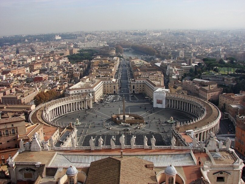 Ватикан. Площадь перед собором Святого Петра. Фото: Мойка78