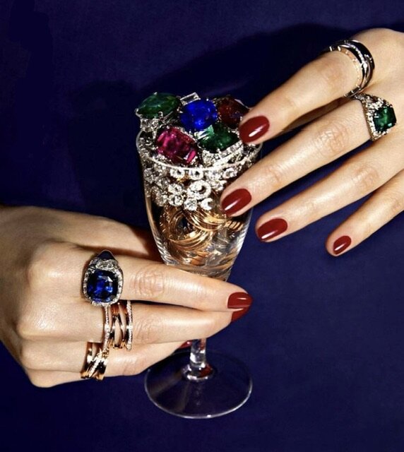 В этой статье мы рассмотрим некоторые из этих камней и их связь с зодиакальными знаками. 