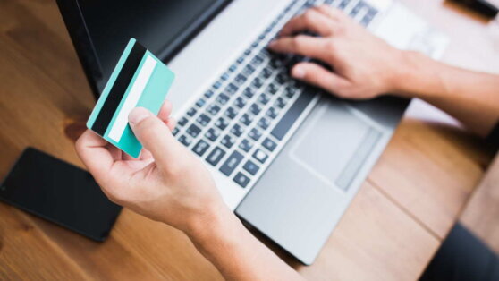    Самозанятых обяжут раскрывать данные при онлайн-торговле Дмитрий Коптев