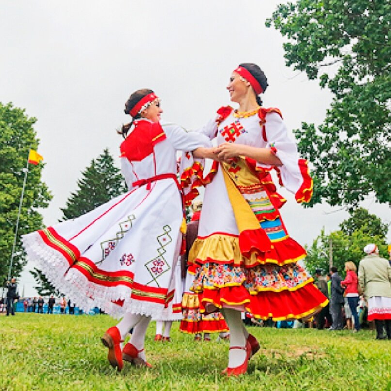 Чувашская вышивка в костюме