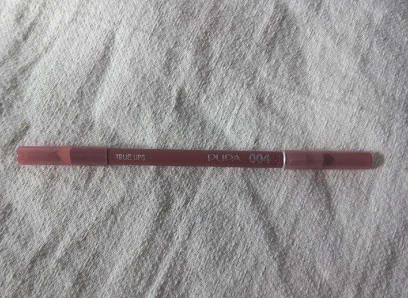 Средняя стоимость около 400-500 руб. Редко на скидках можно урвать за 300 руб.