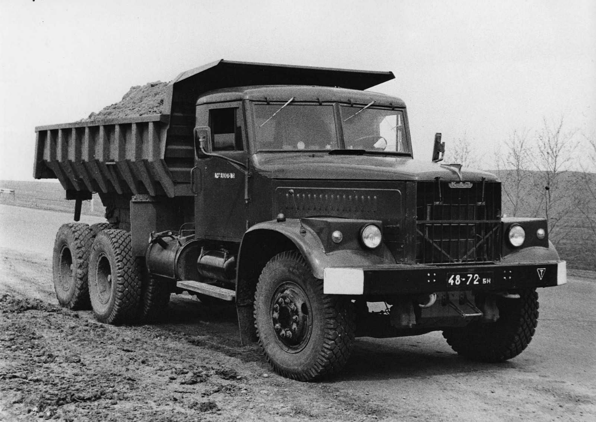 Грузовик КрАЗ-256Б