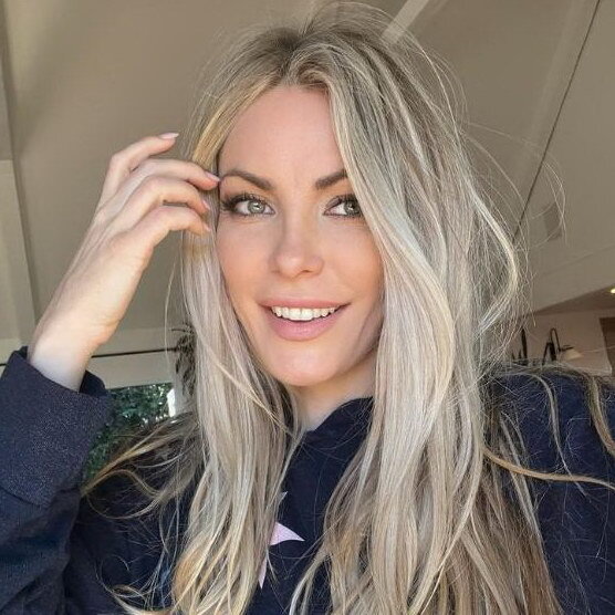     Вдова Хью Хефнера расскажет в мемуарах о сложной жизни с создателем Playboy