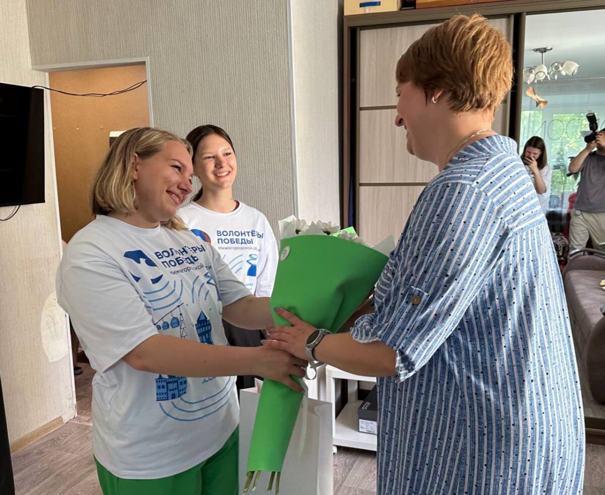    В День семьи, любви и верности волонтеры Победы поздравили семьи военнослужащих СВО Pravda-nn.ru