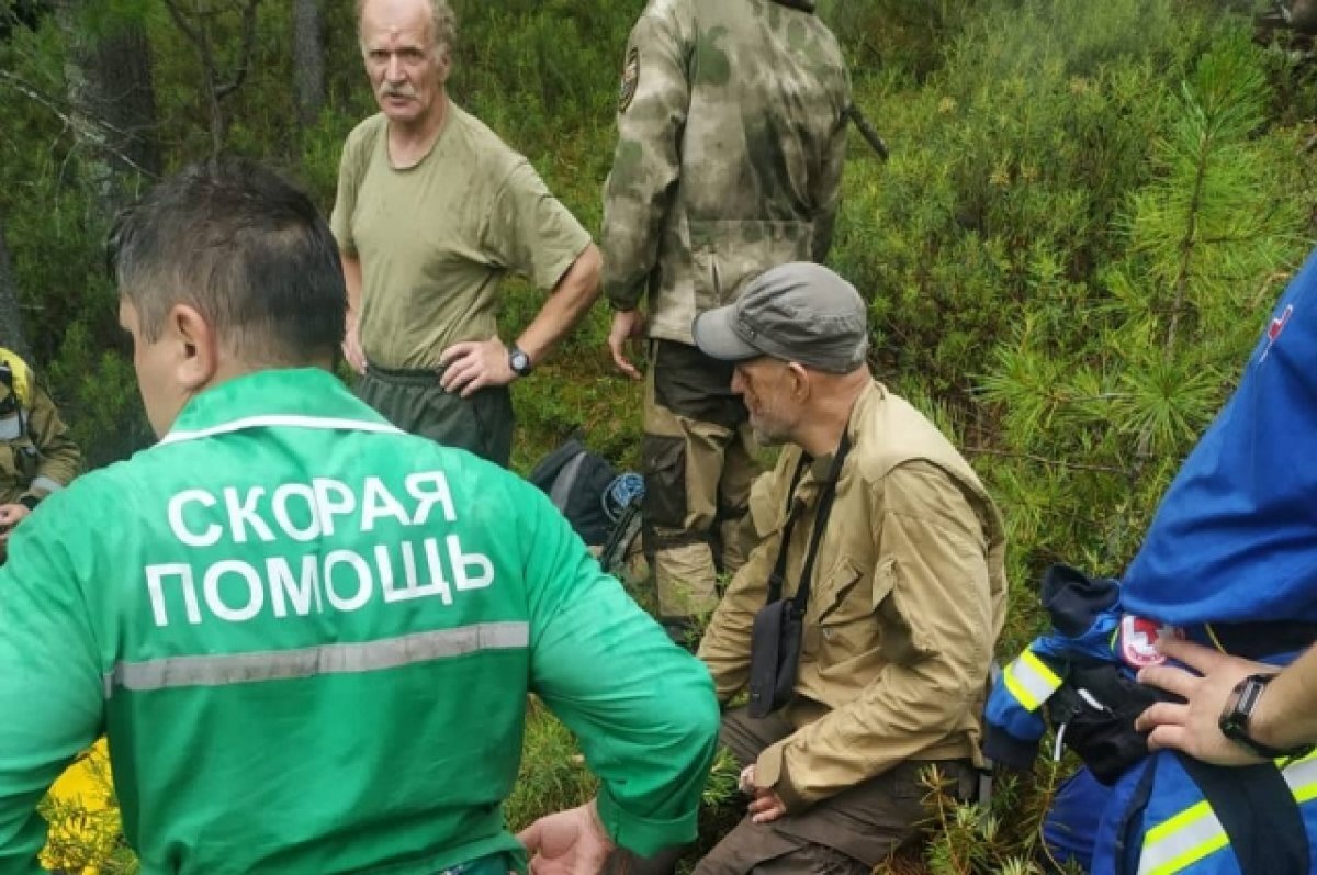    Упавшего со скальника Идол фотографа спасли в Иркутской области