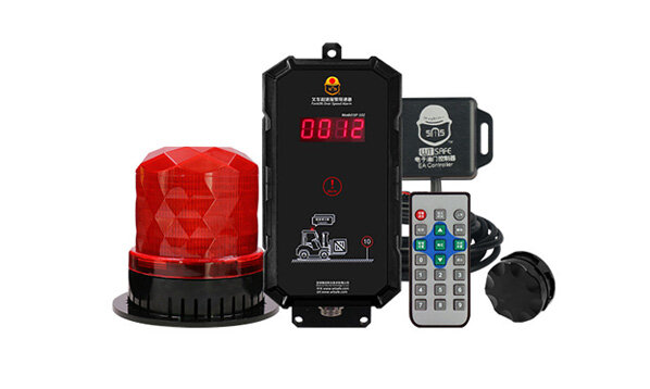 Cистема мониторинга и контроля скорости вилочного погрузчика с функцией звукового и визуального оповещения RDSL-102