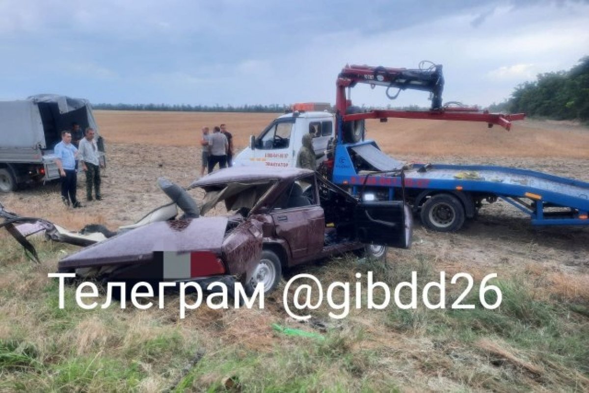    Парень, девушка и маленький ребёнок погибли в ДТП с КамАЗом на Ставрополье
