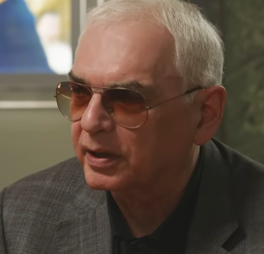 Карен Шахназаров