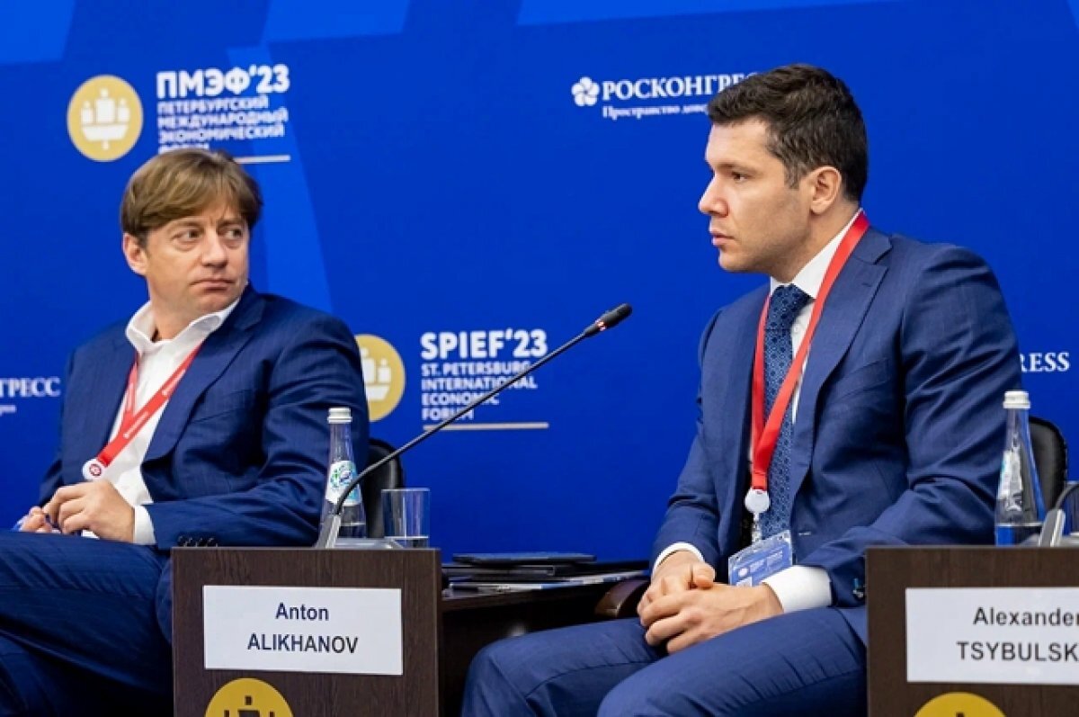    Алиханов заявил о потребности в дополнительных паромах