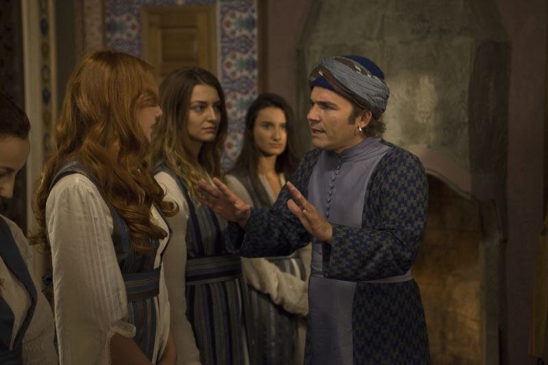 Хюррем, Назлы и Гюль-ага источник:muhtesemyuzyil.fandom.com
