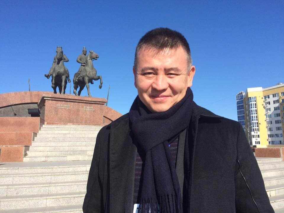    facebook.com/mukhtar.taizhan/photos Жуман Кииков