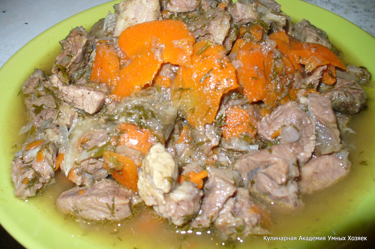 Рецепт тушеная говядина с луком и морковью рецепт с фото