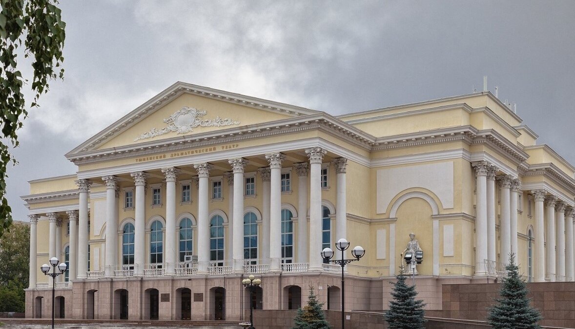 сайт "Большого драматического театра"📷
