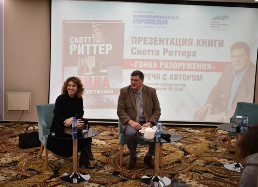 Американский разведчик в кинотеатре «Победа». Фото: Елизавета Сонина/Комсомольская правда-Новосибирск