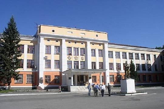    На производящем Су-34 заводе обнаружили дрон с камерой