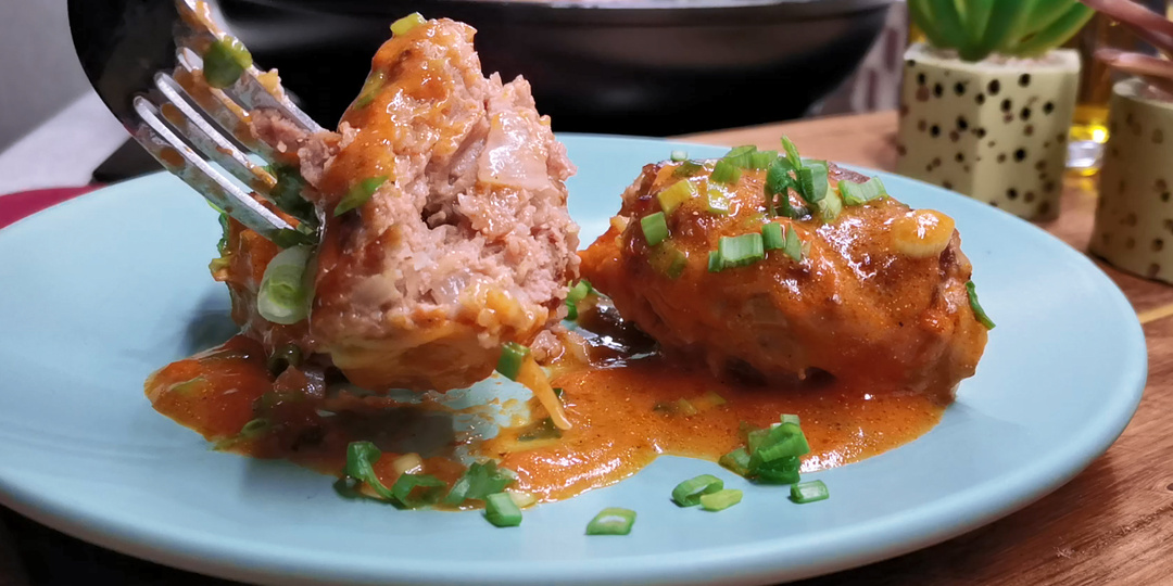 Просто смешиваем фарш с картошкой и готовим по-ленивому. Сытный ужин в одной сковороде, очень вкусно и экономия на мясе