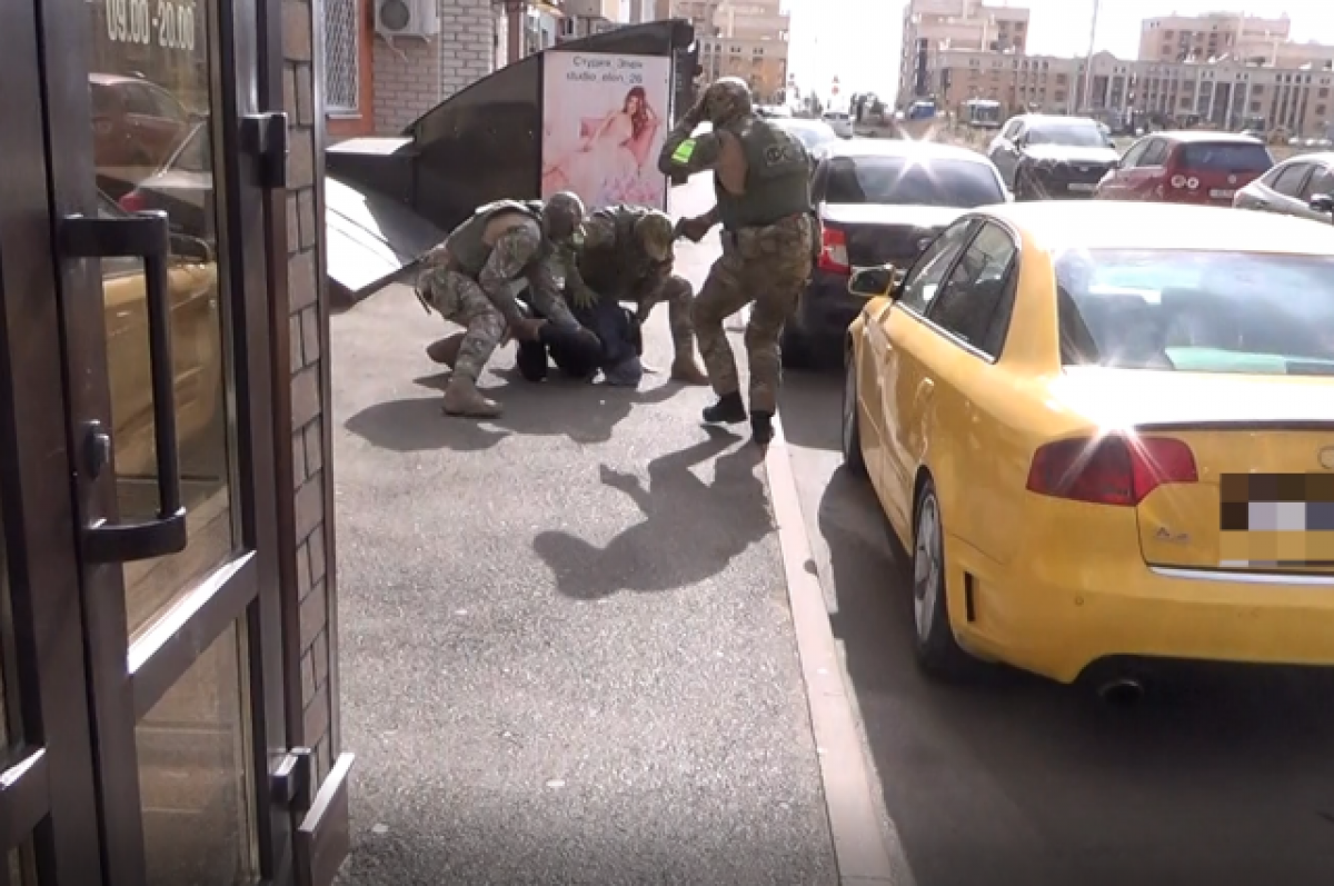    Сторонника ИГИЛ*, планировавшего теракт на Ставрополье, задержали и осудили