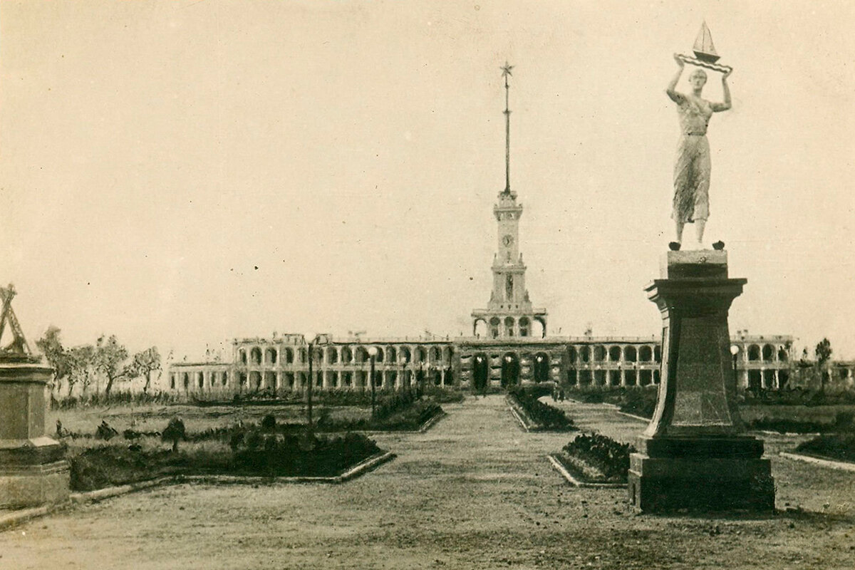 фото речного вокзала в москве старые