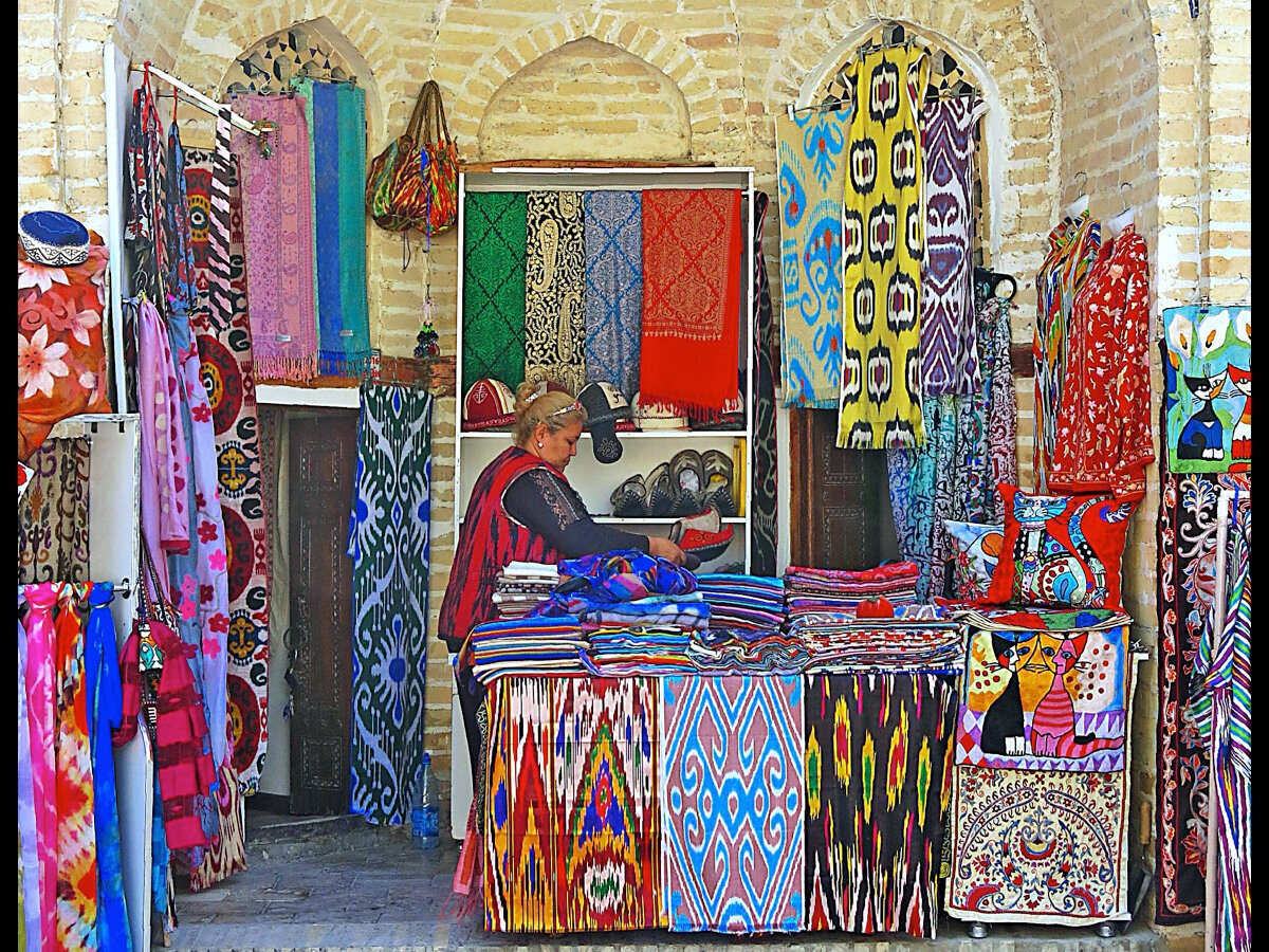 Узбекский художественный ткаческий промысел зародился в глубокой древности и востребован в наши дни. Фото: Enric/CC BY-SA 4.0.
