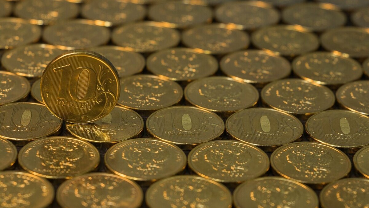     В прошлом году экономика сократилась на 2,1%.