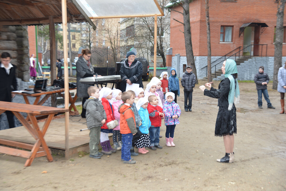  Хор воскресной школы Казанского храма (руководитель Коробко О.А.)