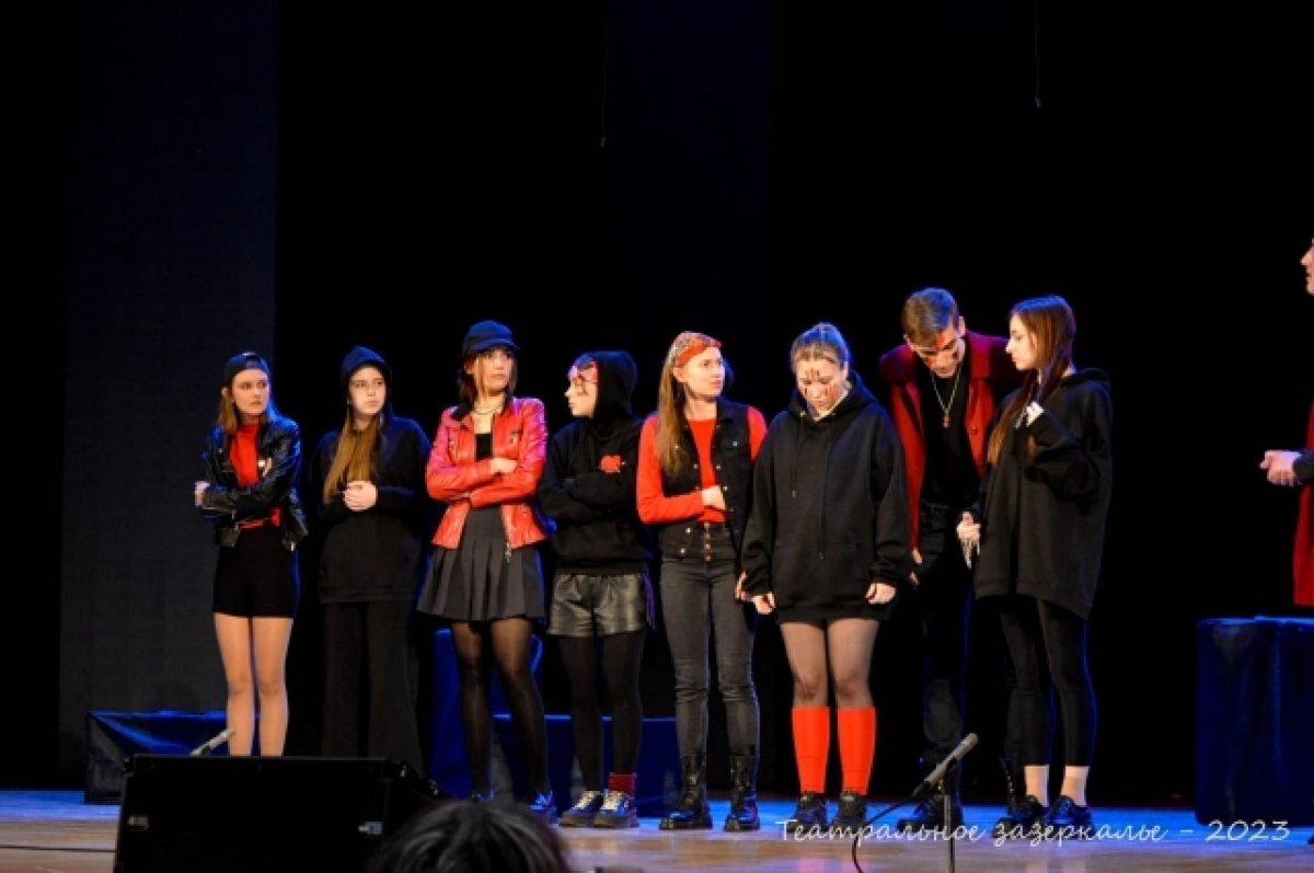    К поступлению на второй тур в ГИТИС рекомендованы 2 школьника из Хабкрая