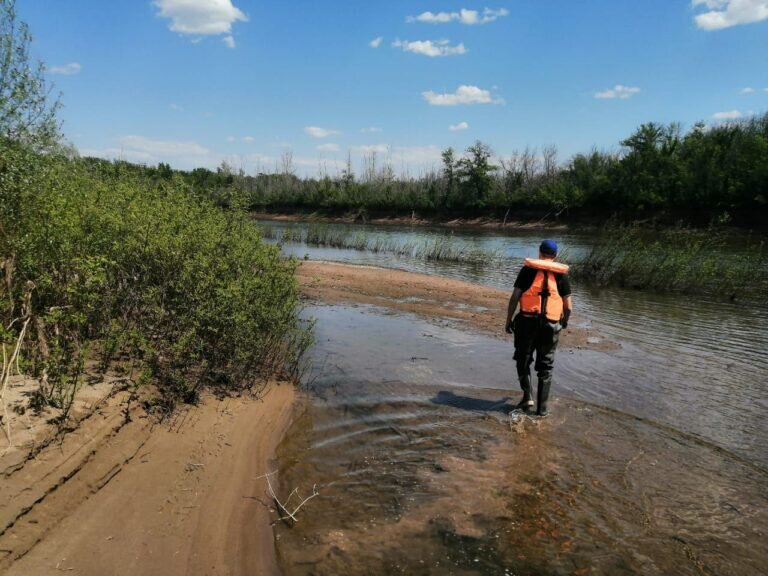    Поиски на реке Урал: в Оренбургском районе продолжают искать пропавшего жителя Старицы Кристина Просвиркина