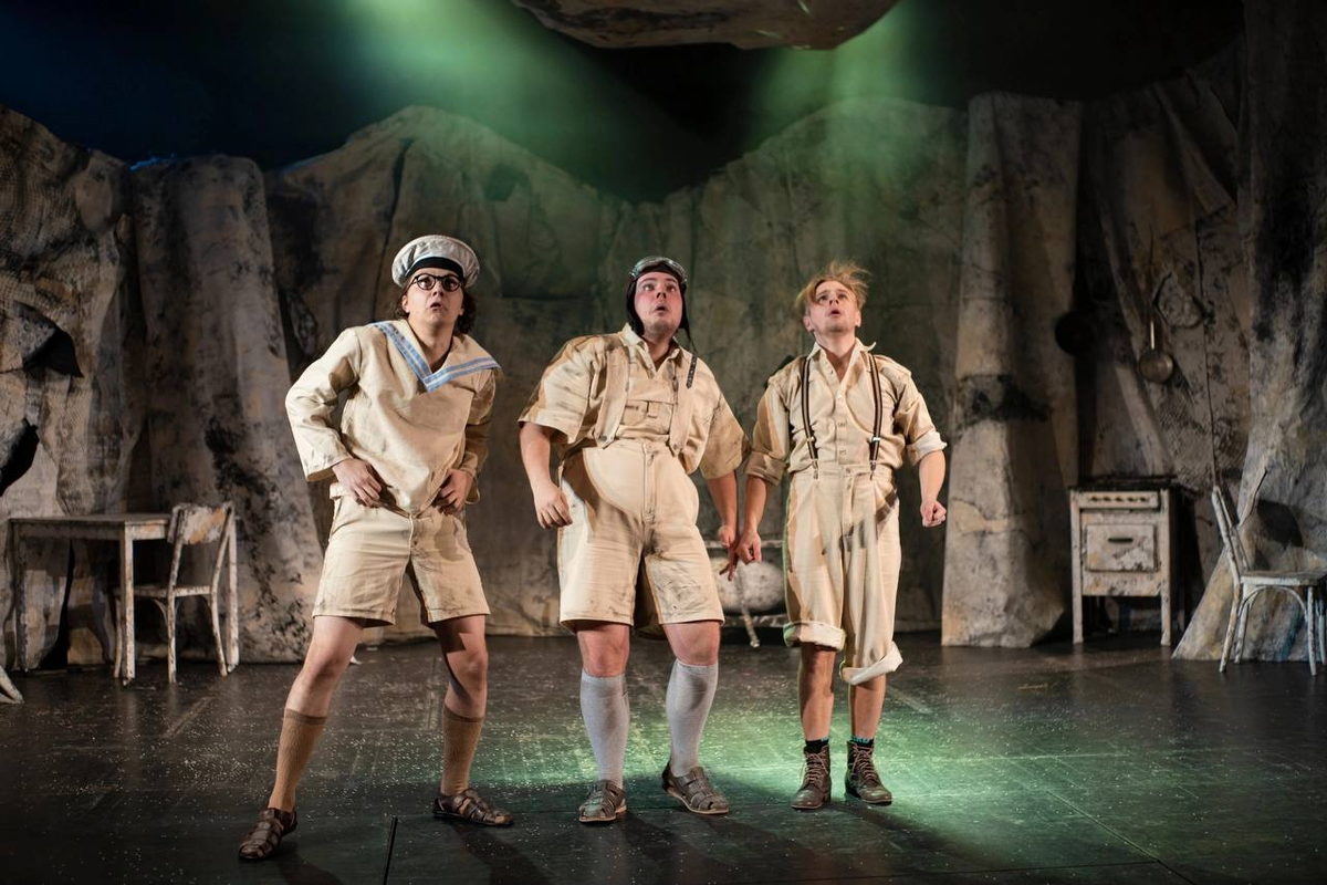 Спектакль «Нетеперь» Хармс