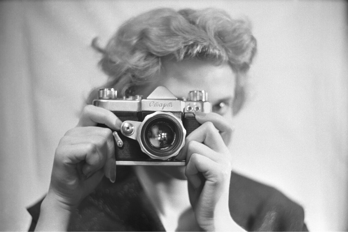    Владимир Степанов. «Из очерка о фотокамере «Старт». Старт взят №1 (журнал «Советское фото»). 1959 г.Фото: Галерея Люмьер