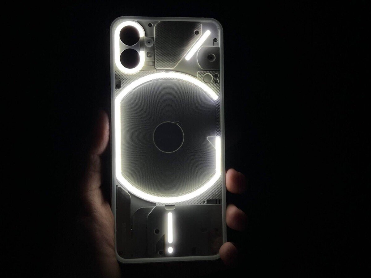    Карл Пей прокомментировал первые рендеры Nothing Phone (2)