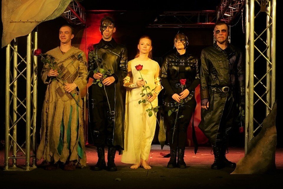    Донецкий театр кукол выступил в девяти городах страны. Фото: Донецкий театр кукол