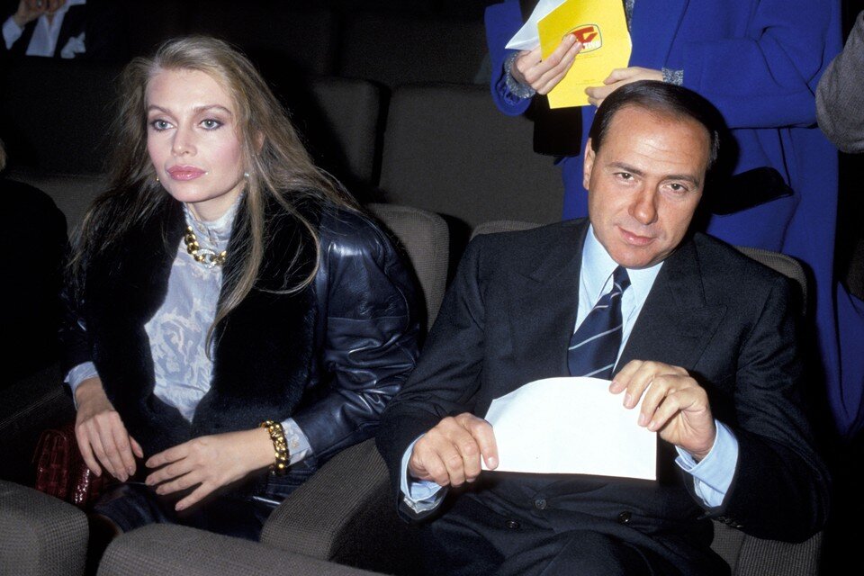    Сильвио Берлускони с женой Ларио, начало 90-х. GLOBAL LOOK PRESS